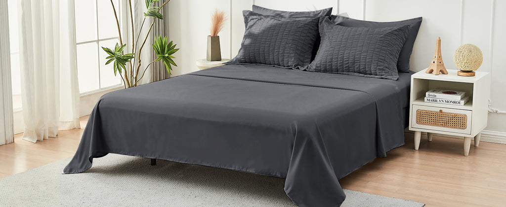 HYMOKEGE Queen Seersucker Bedding Set, 7 Pieces, Dark Grey