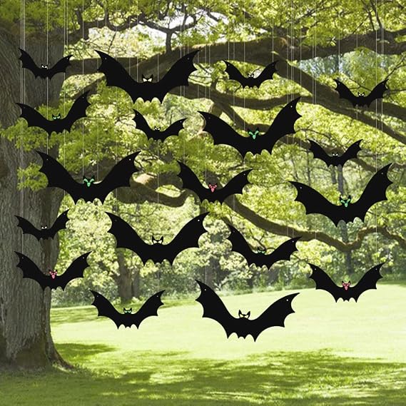 HaWeier 18-Piece Hanging Halloween Bat Set – Black