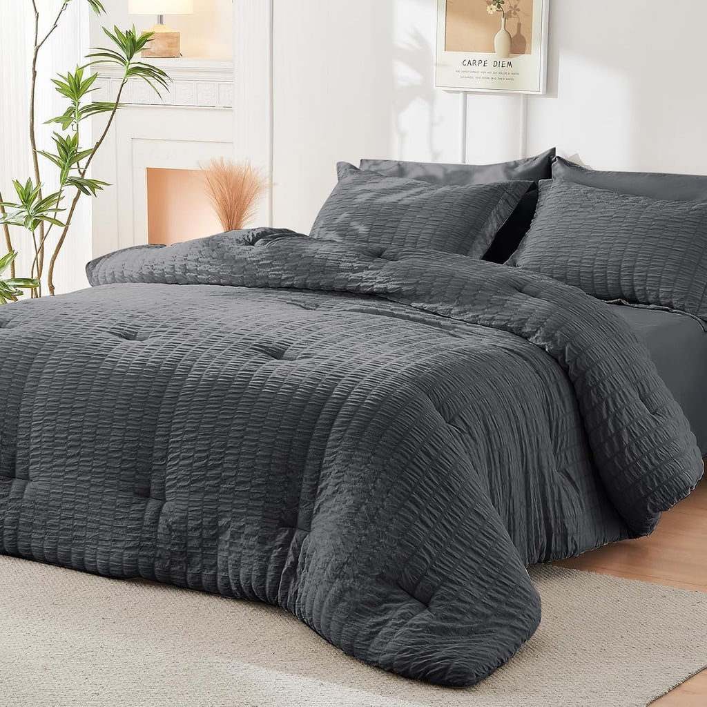 HYMOKEGE Queen Seersucker Bedding Set, 7 Pieces, Dark Grey