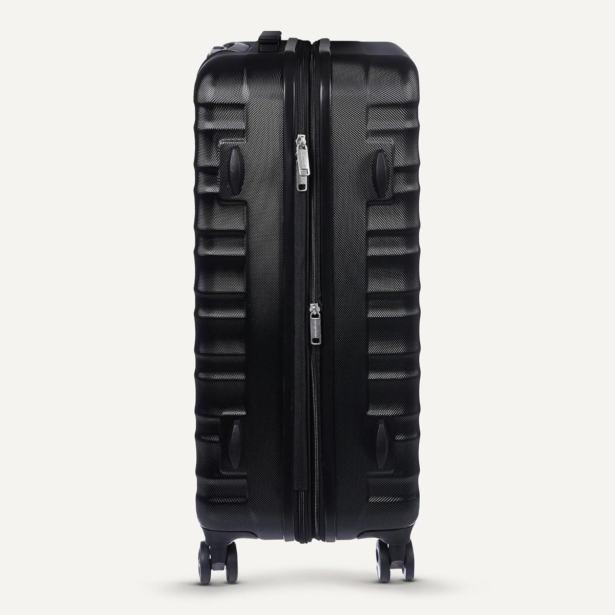 Amazon Basics Hardside Large Checked Suitcase – Black / Large Checked – product detail